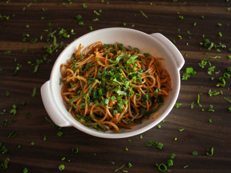 Veg Hakka Noodles (300 Gms)