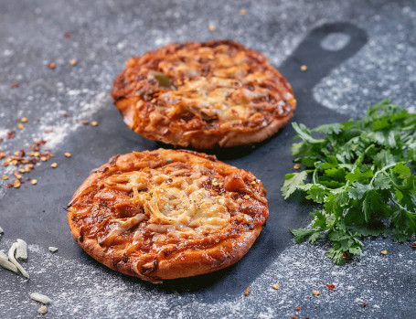 Mini Veg Pizza