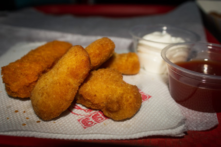 Chicken Cheese Nuggets 6 Pic)