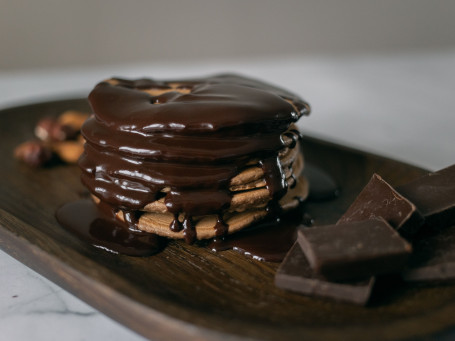 Mini Pancake With Dark Chocolate 8 Pc