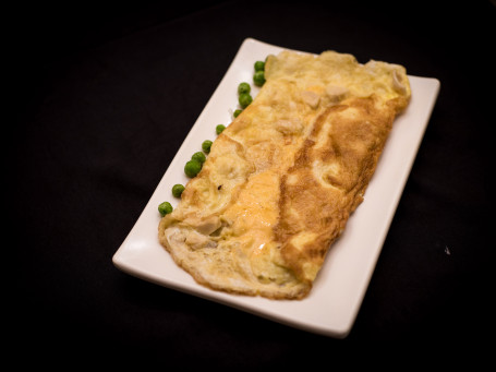 Chicken Cheese Omelette With Green Peas