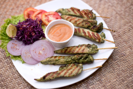 Basil Chicken Skewers (4Pcs)