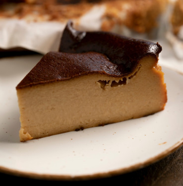 Burnt Basque Cheese Cake (Slice)