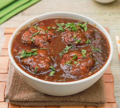 Vegetables Manchurian Gravy