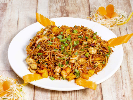 Mixed Hakka Chow Mein (Fried)