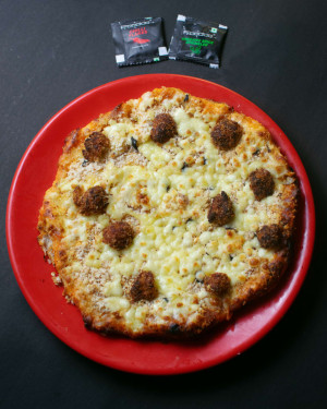 Pizza De Almôndega De Frango