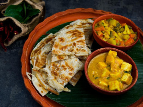 Malabar Paratha (2Pcs) With Paneer Korma