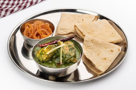 Palak Chicken With Roti Or Rice