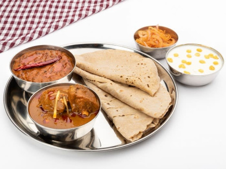 Railway Chicken Curry And Maa Ki Dal With Roti Or Rice