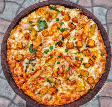 10 Large Paneer Cheese Pizza