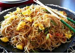 Double Egg Chowmein (1 Plate)