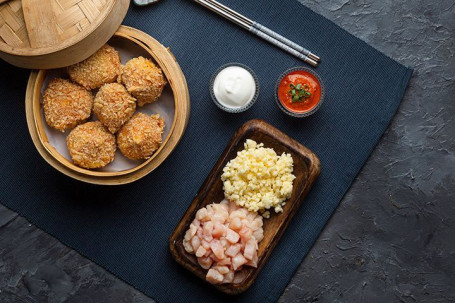 Momos De Queijo De Frango Crocante Quente (6 Unidades)