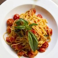 Espaguete Pomodoro E Basilico