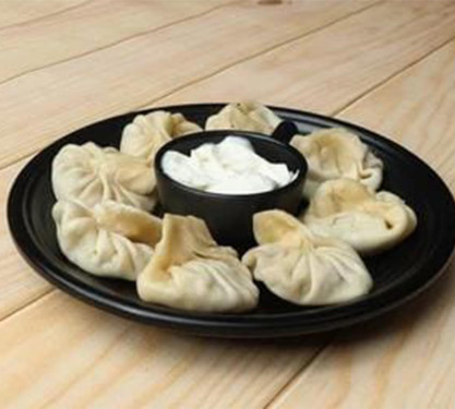 Steam Momos [8Pcs] [Non-Veg]