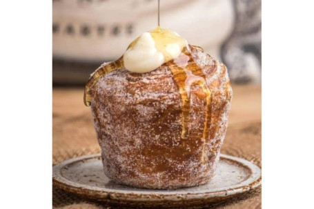 Milk And Honey Cruffin