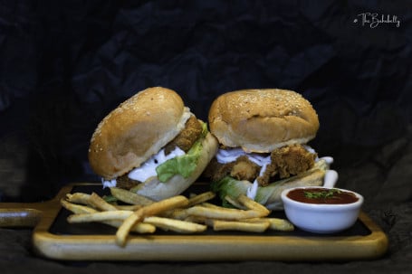 1+1 Bahubelly Crispy Tangy Chicken Burger (2Burgers)