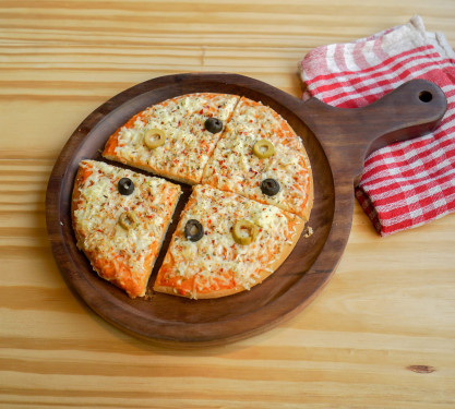 Small Pan Crust Margherita Pizza