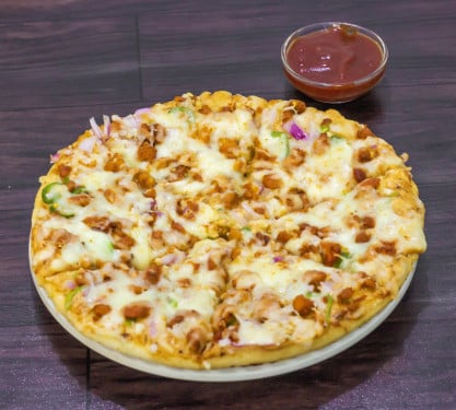 Small Pan Crust Spicy Chicken Pizza
