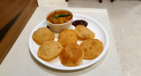 Kolkata Club Kachori