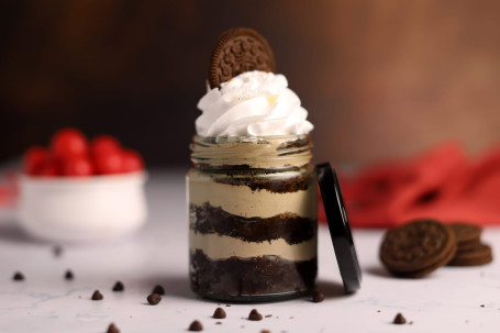 Chocolate Oreo Jar Cake (200 Ml)