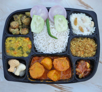 Alu Dum Thali