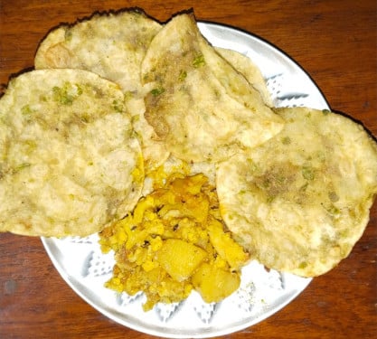 Koraisutir Kachuri With Special Alurdom