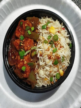 Sweet And Sour Paneer With Noodle/Rice Bowl