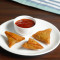 Cocktail Samosa 03Pcs served with sauce
