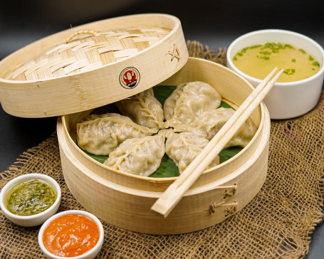 Chicken Steamed Momo [6 Pieces] With Soup