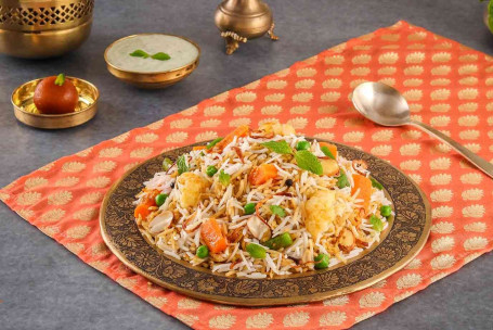 Hyderabadi Subz-E-Biryani Veg Biryani Picante Serve 1-2]