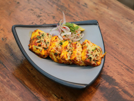 Paneer With Burnt Garlic Cheese Tikka