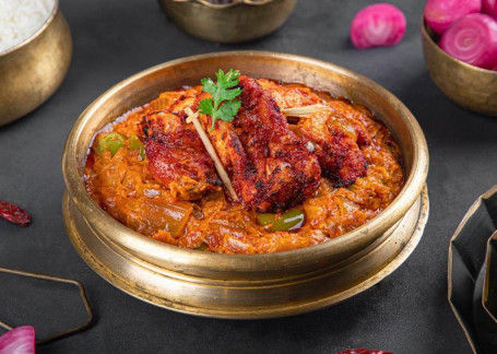 Kadhai Murgh (Boneless) (Serves 2-3)