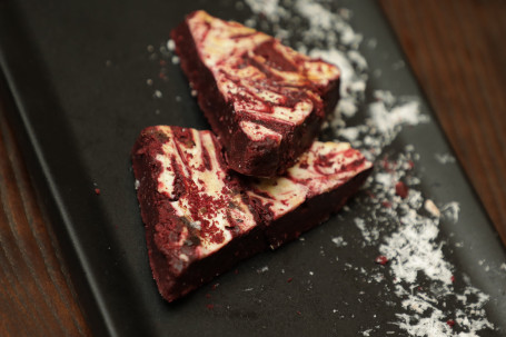 Redvelvet Brownie