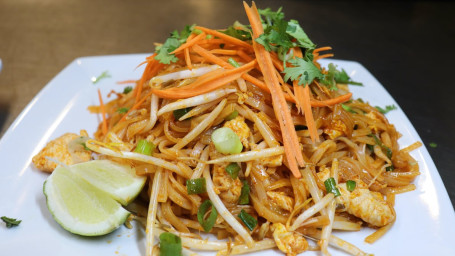 Pad Thai (Red Sauce)