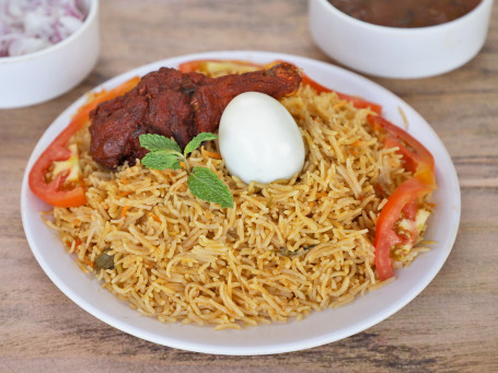 Oxygen Special Chicken Biryani (Served With Raita.