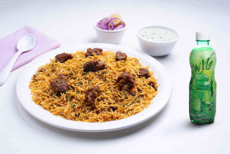 Combinação De Bebidas Hyderabadi Mutton Dum Biryani