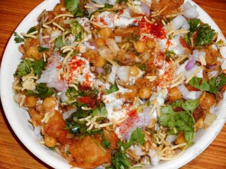 Dahi Chaat Samosa