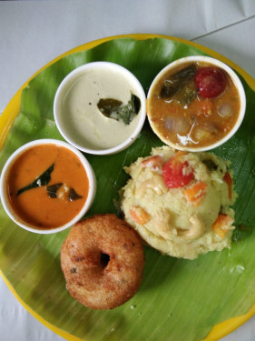 Kichadi Vadai (1 No)