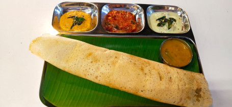 Plain Dosa (Served With Sambar And Chutney)