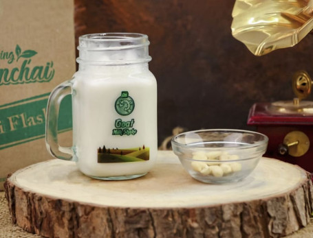 Goatmilk Shake With Roasted Peanuts (300 Ml)