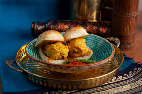 Mkc Style Vada Pav (2 Pcs)