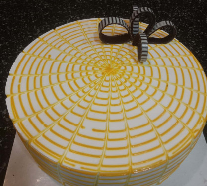 Rich Mango Cake