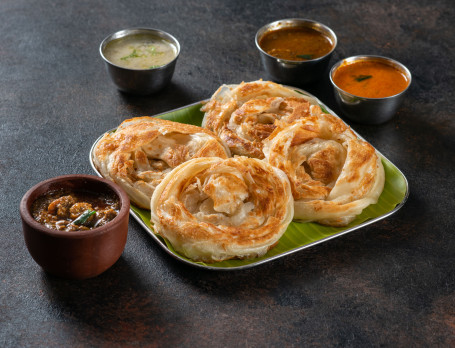 4 Bun Parottas With Prawn Thokku