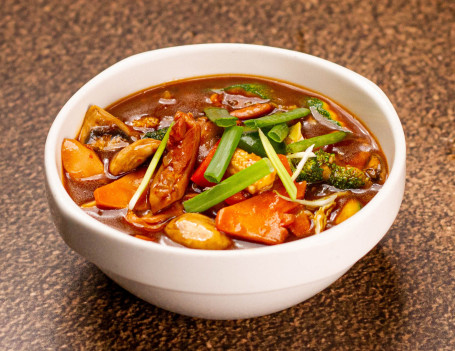 Exotic Nine Vegetables With Chicken In Chef Style Sauce Gravy