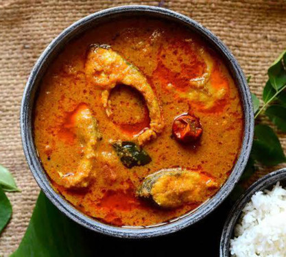 White Rice With Meen Kolambu