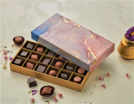 Luxe Treats Box Of 18