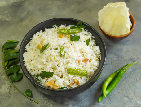 Thengai Sadam (Coconut Rice) With Rice Crisps