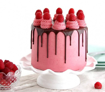 Eggless Raspberry Cake