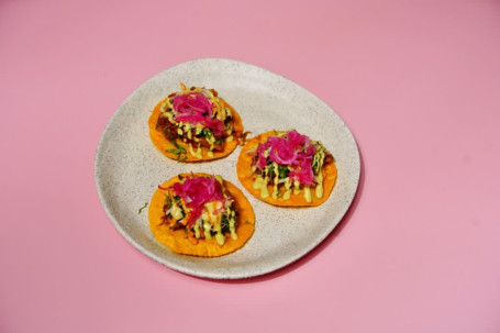 Tostadas Pollo Pibil