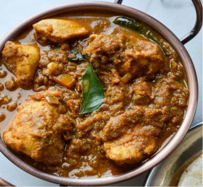 Combo 18: Parotta With Malabar Kozhi Curry